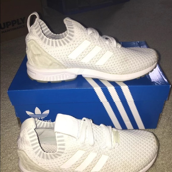 Price is firm  Boys Adidas Size 6.5Y - Picture 2 of 4